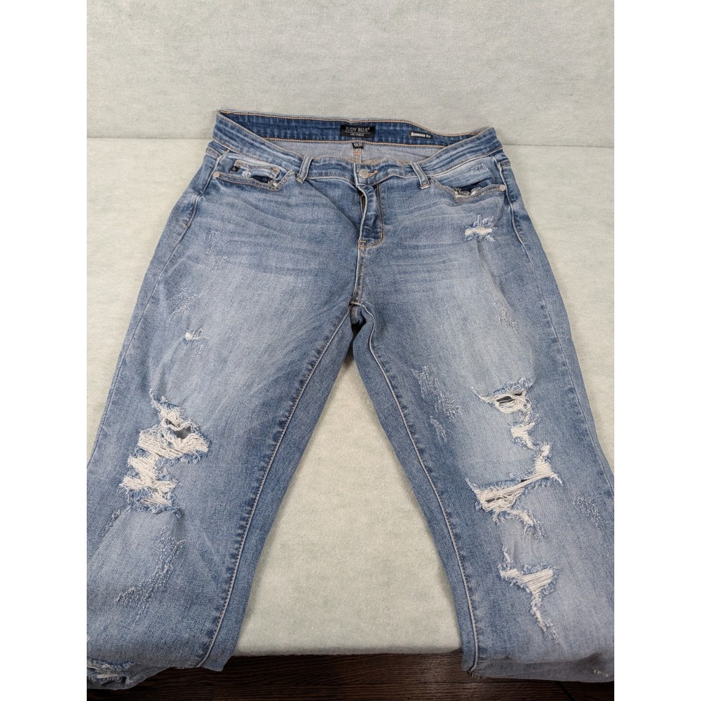 Judy Blue Boyfriend Fit Distressed Jeans Women's Size 13/31